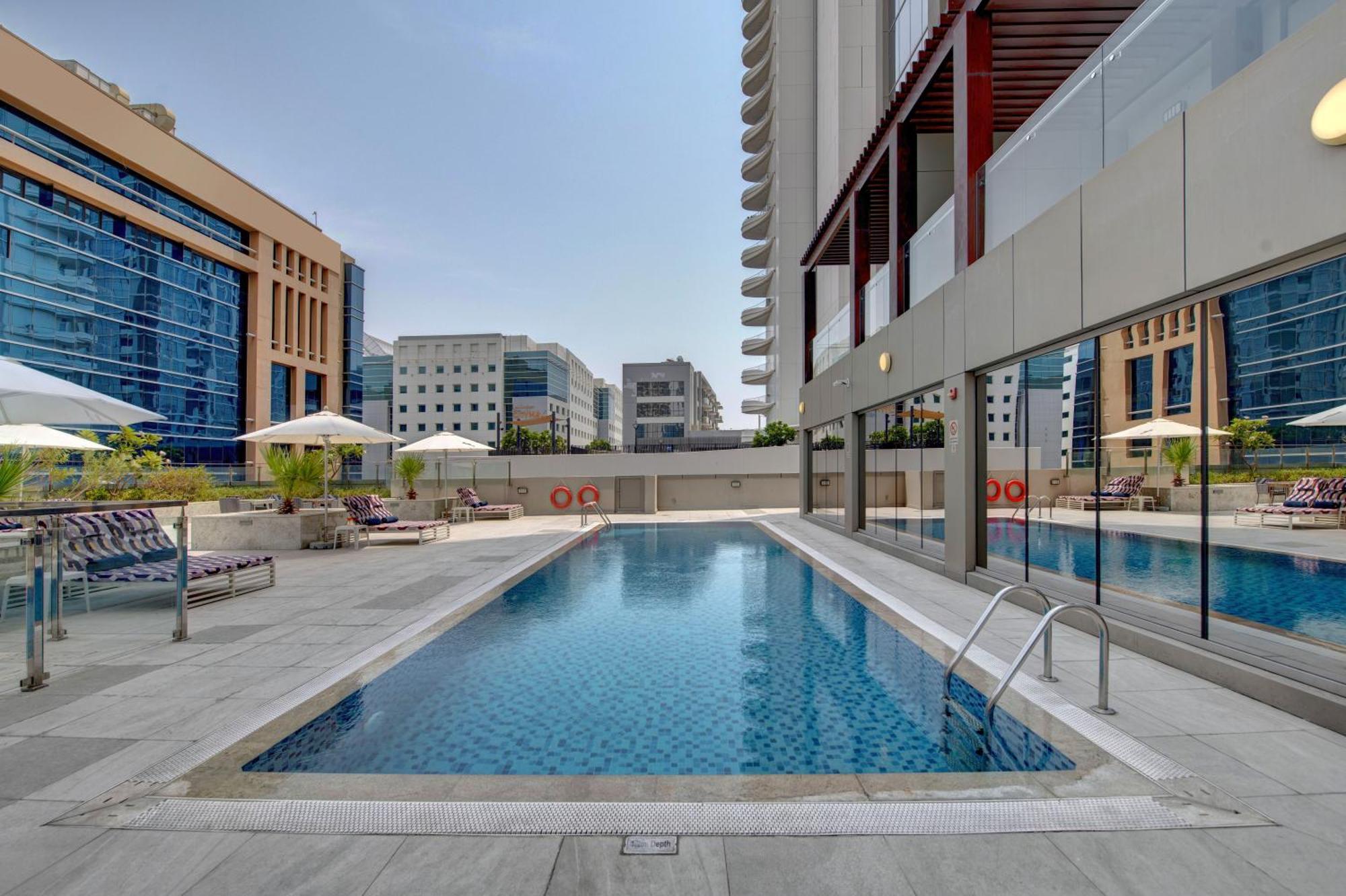 Suha Mina Rashid Hotel Apartments Dubai Esterno foto